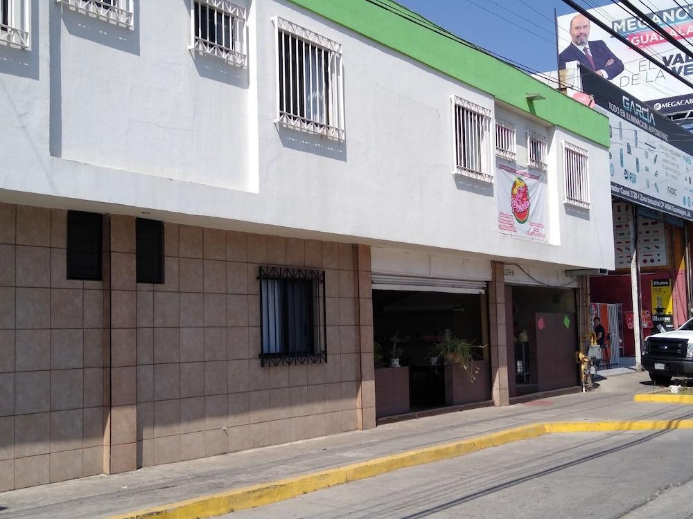 Hotel Arboledas Industrial Guadalajara Ngoại thất bức ảnh