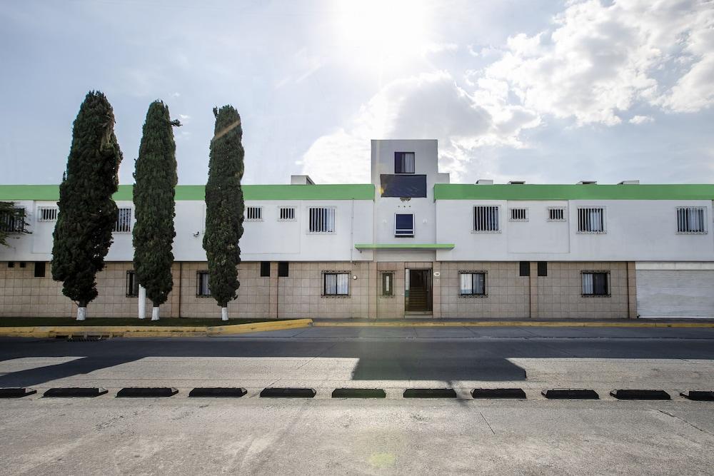 Hotel Arboledas Industrial Guadalajara Ngoại thất bức ảnh