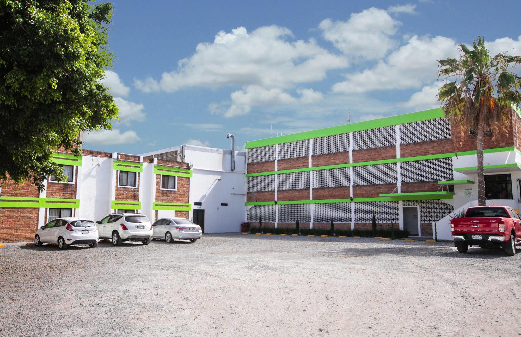 Hotel Arboledas Industrial Guadalajara Ngoại thất bức ảnh